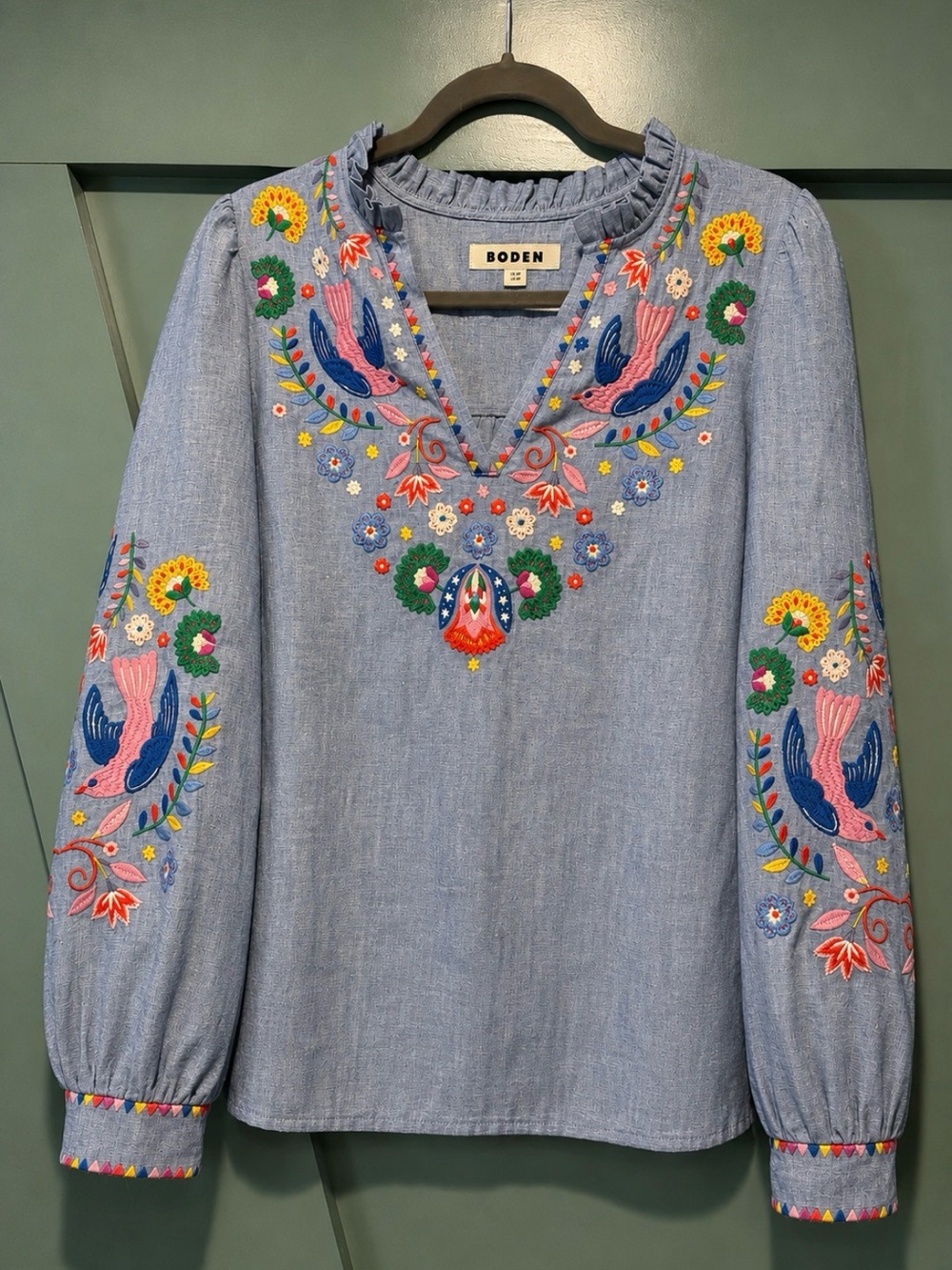 Boden Embroidered Linen Top with Multicolor Floral Detail - NWOT